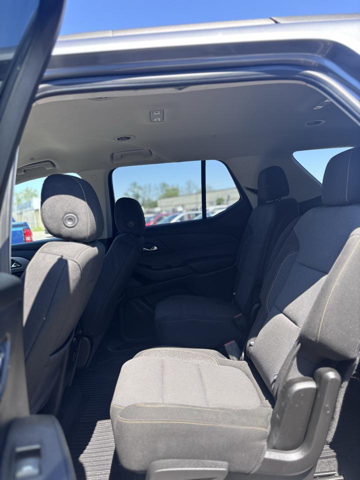 Chevrolet Traverse photo 6