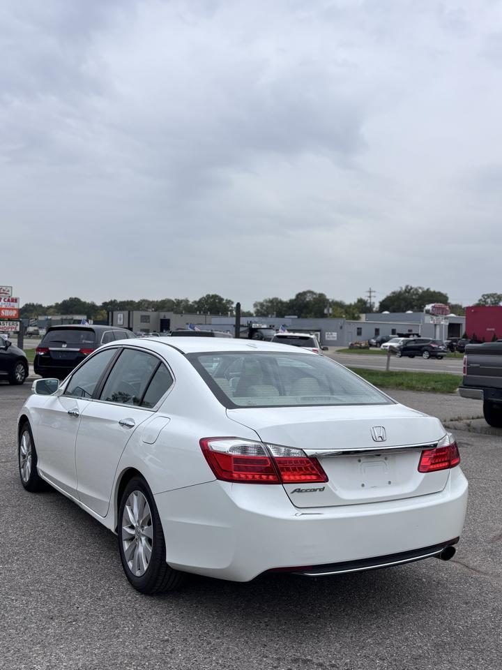 Honda Accord photo 3