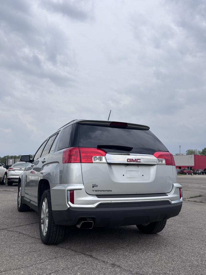 GMC Terrain photo 3