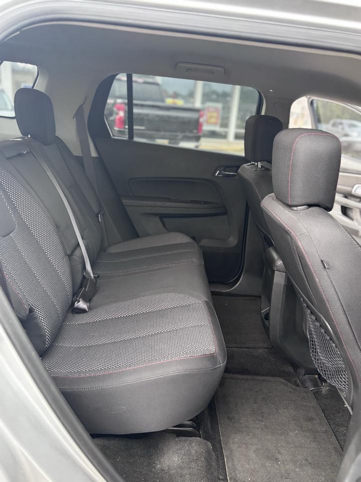 GMC Terrain photo 12