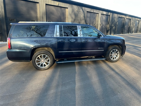 2018 GMC Yukon XL Denali 4WD