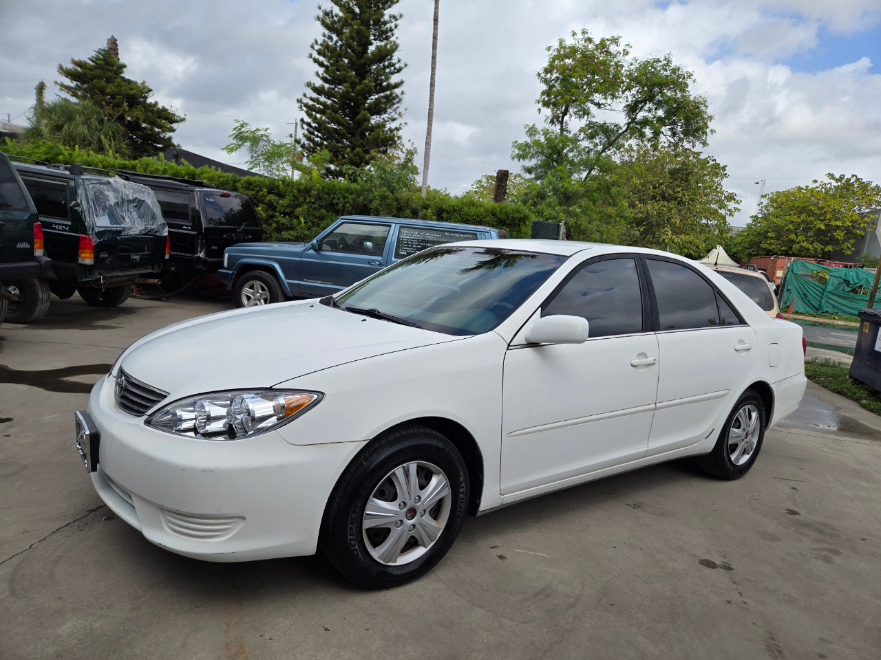 2006 Toyota Camry 4dr Sdn LE Auto