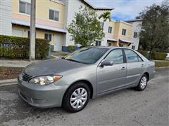 2005 Toyota Camry LE 