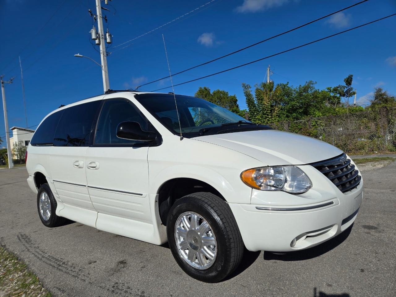 2007 Chrysler Town & Country Limited
