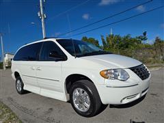 2007 Chrysler Town & Country 