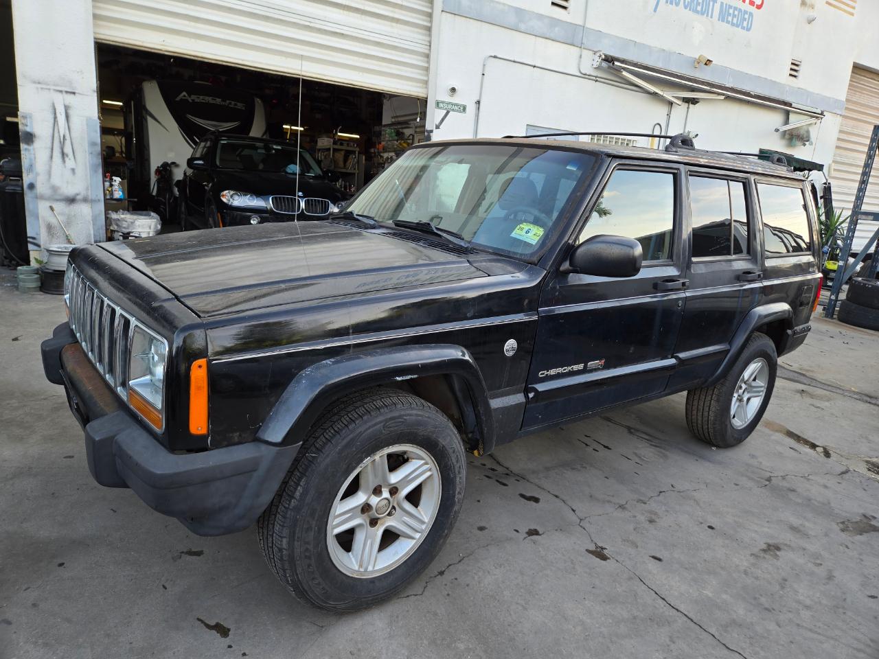 2000 Jeep Cherokee Limited 4-Door 4WD