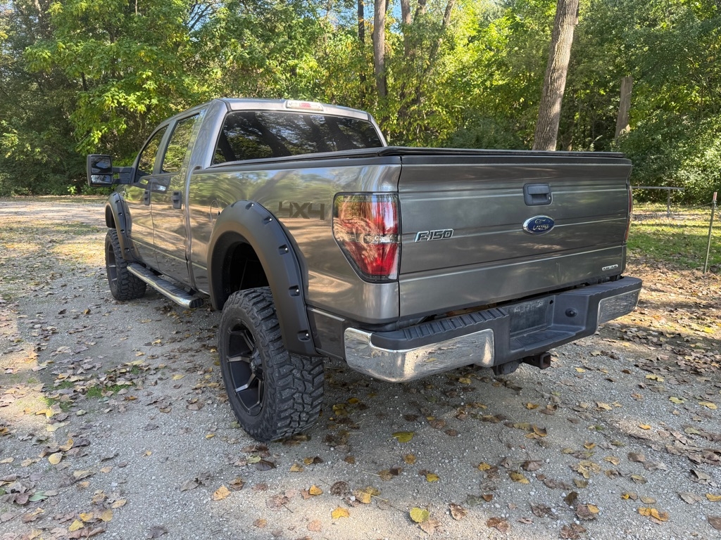 2011 Ford F-150 XLT photo 4