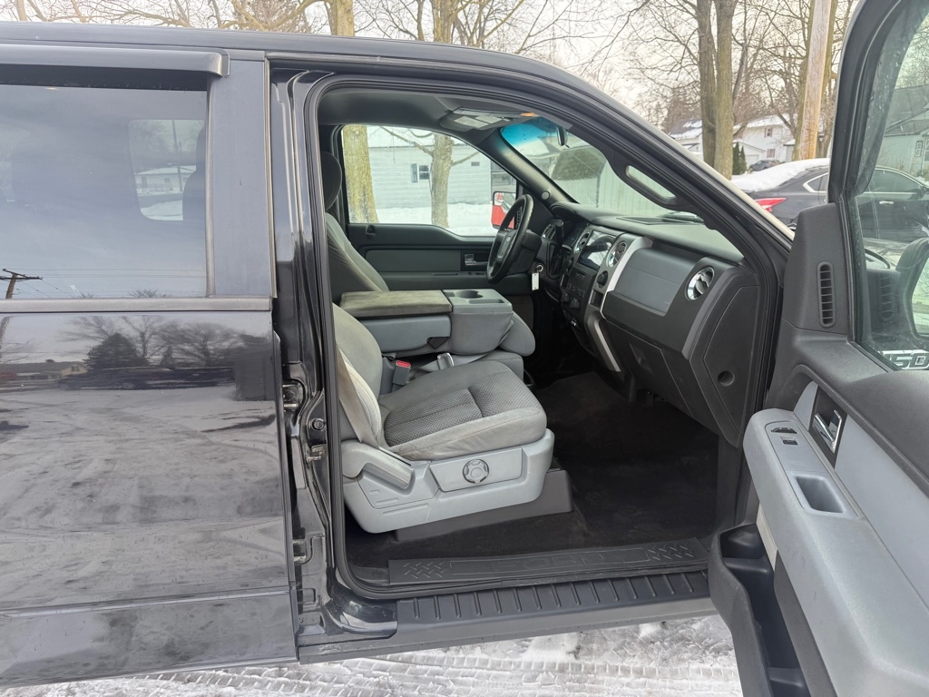 Ford F-150 XLT SuperCrew 4WD 2014