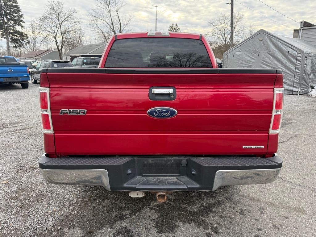 Ford F-150 XLT SuperCrew Short Bed 4WD 2011
