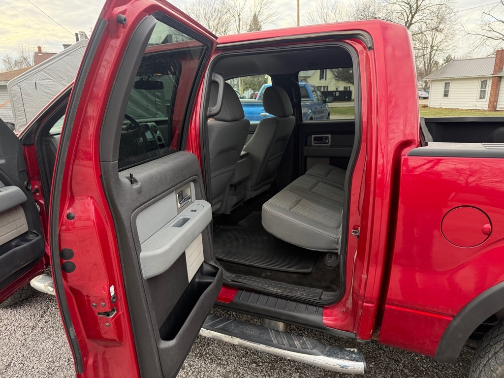 Ford F-150 XLT SuperCrew Short Bed 4WD 2011