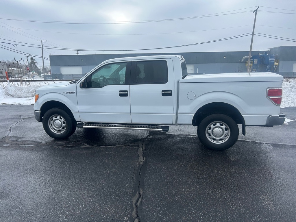 2014 Ford F-150 XL's photo