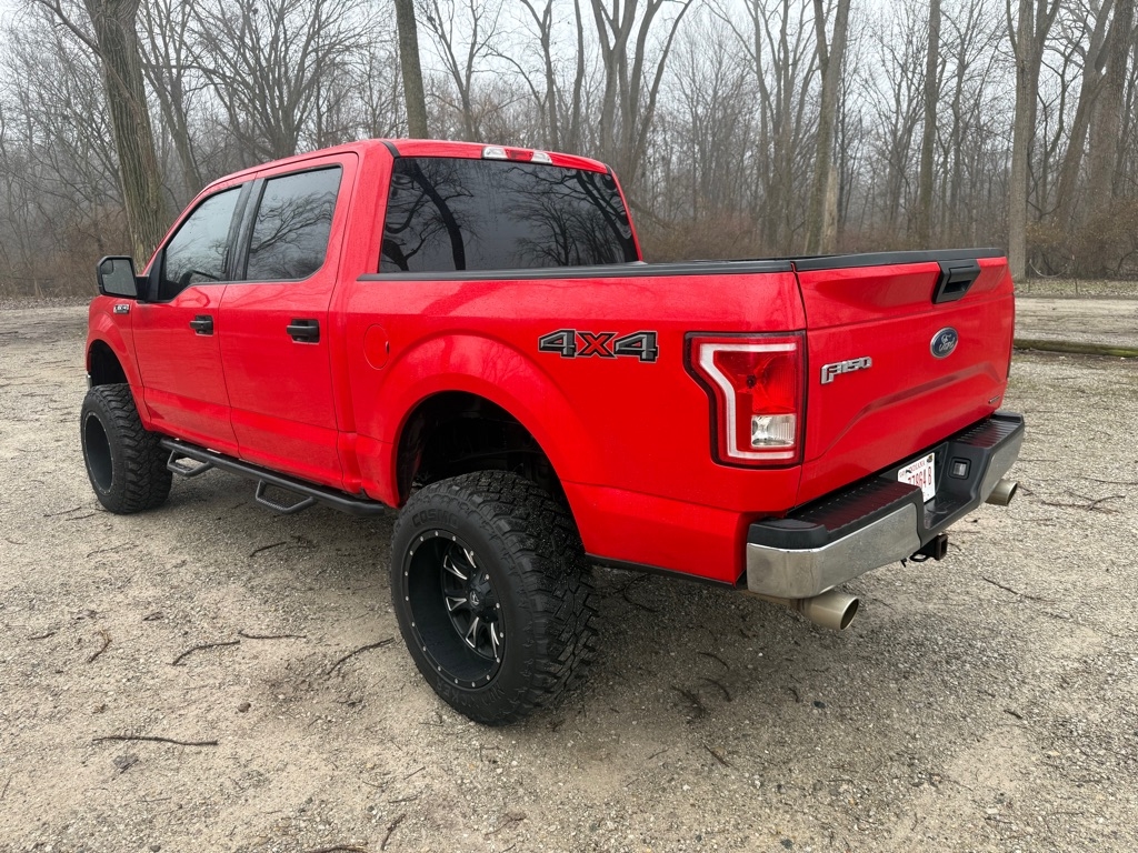 Ford F-150 XL SuperCrew 5.5-ft. Bed 4WD 2016