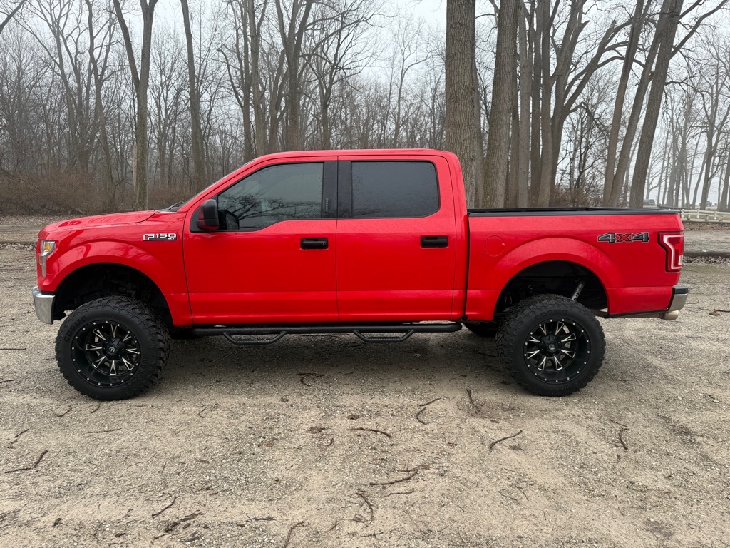 Ford F-150 XL SuperCrew 5.5-ft. Bed 4WD 2016