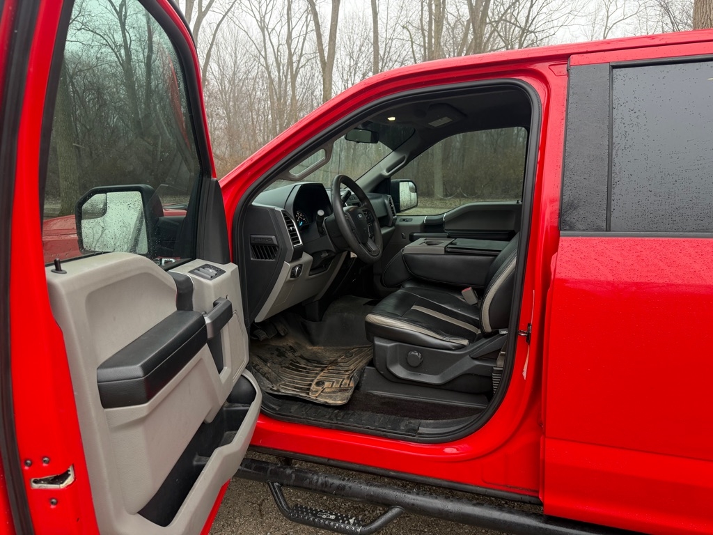 Ford F-150 XL SuperCrew 5.5-ft. Bed 4WD 2016