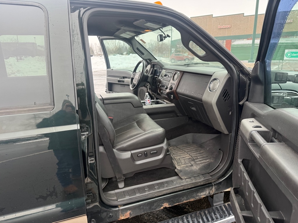 Ford F-250 SD Lariat Crew Cab SWB 4WD 2012