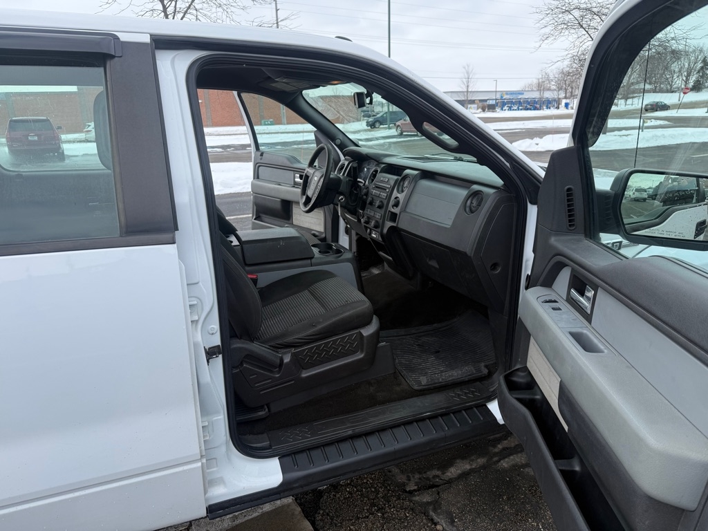 Ford F-150 STX 4WD SuperCrew 5.5' Box 2014