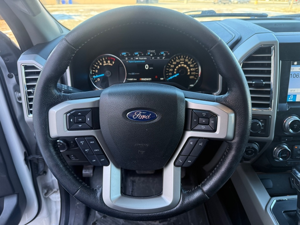 Ford F-150 Lariat SuperCrew 6.5-ft. Bed 4WD 2016