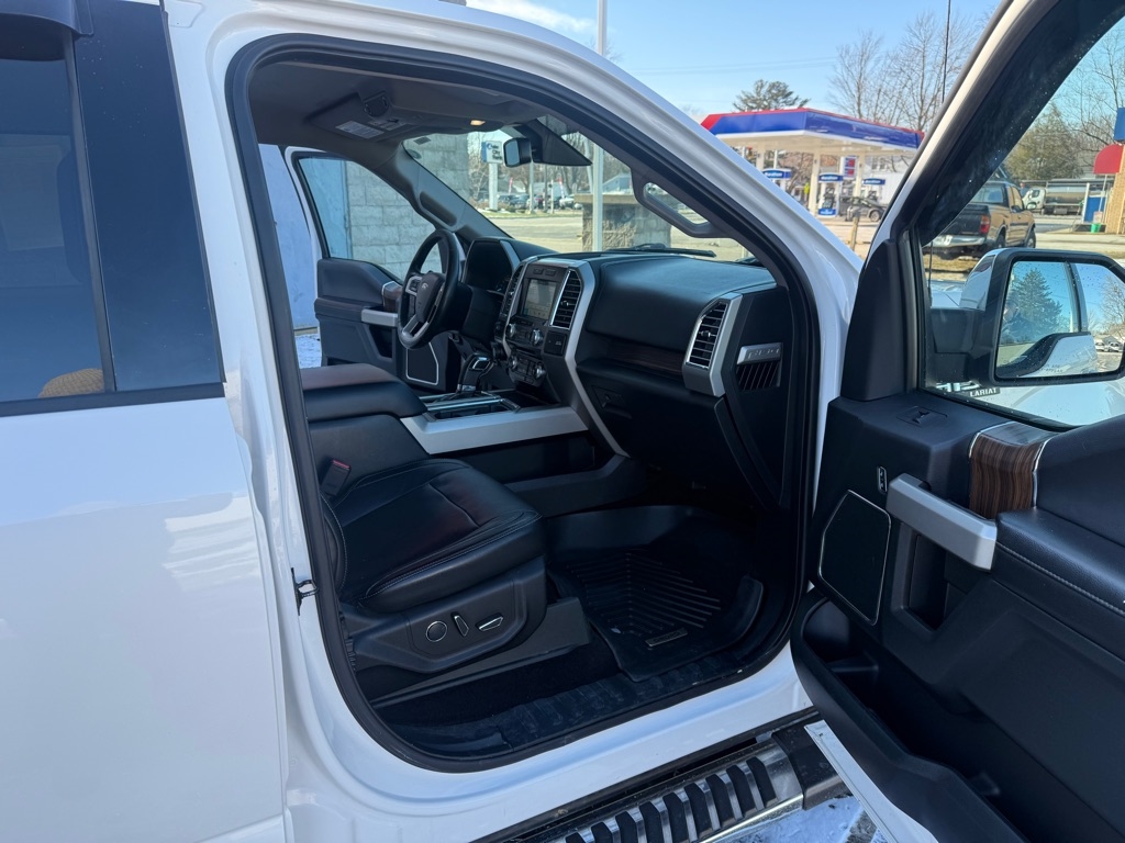 Ford F-150 Lariat SuperCrew 6.5-ft. Bed 4WD 2016