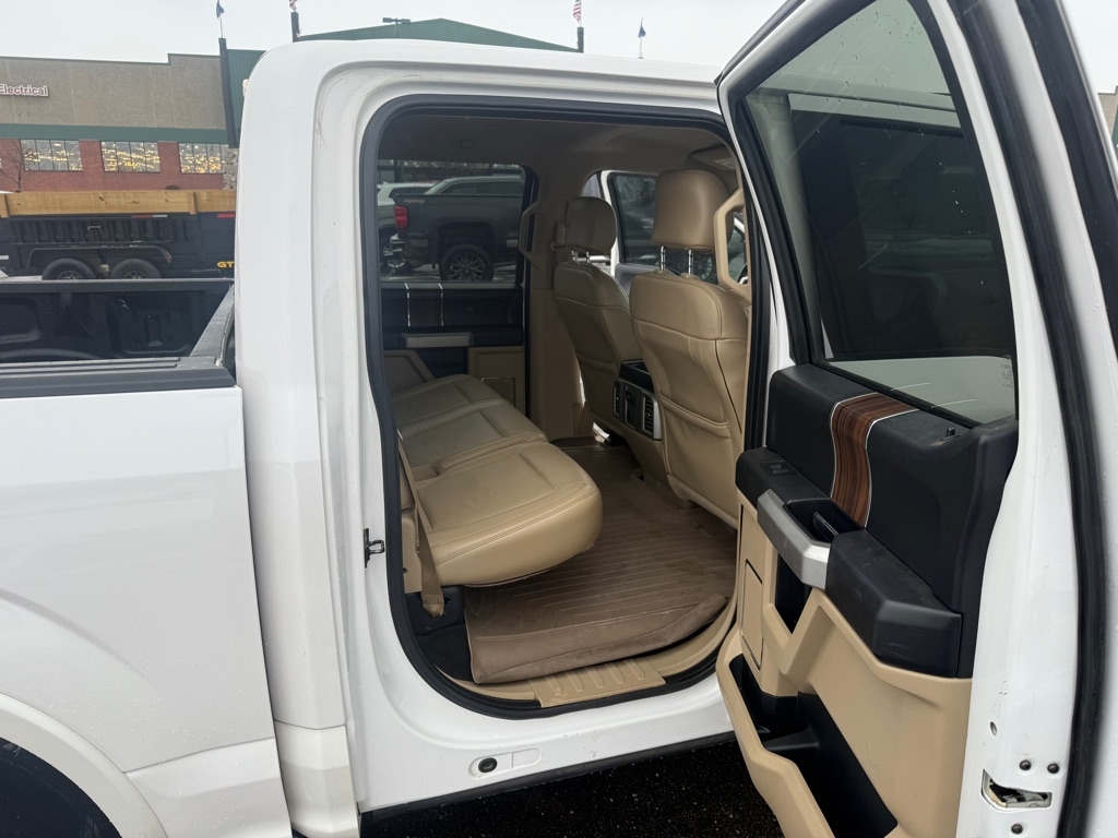 Ford F-150 Lariat SuperCrew 5.5-ft. Bed 4WD 2015