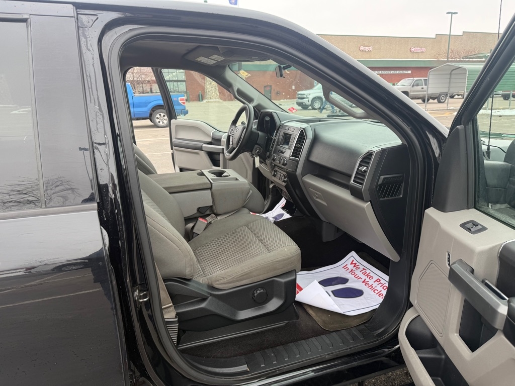 Ford F150 XLT Supercrew 4WD 2017