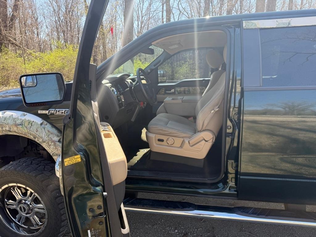 Ford F-150 XLT 4WD SuperCrew 5.5' Box 2012