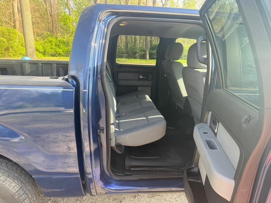 Ford F-150 XLT SuperCrew 5.5-ft. Bed 4WD 2012