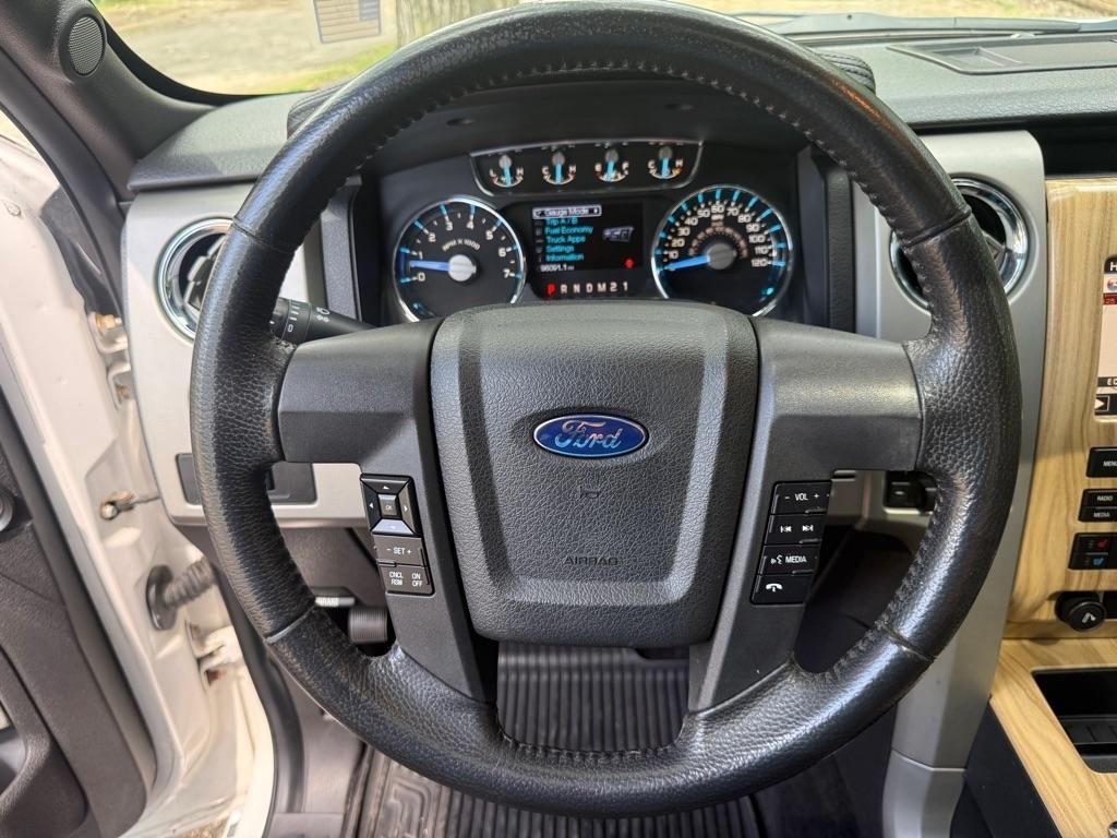 Ford F-150 Lariat SuperCrew 5.5-ft. Bed 4WD 2011