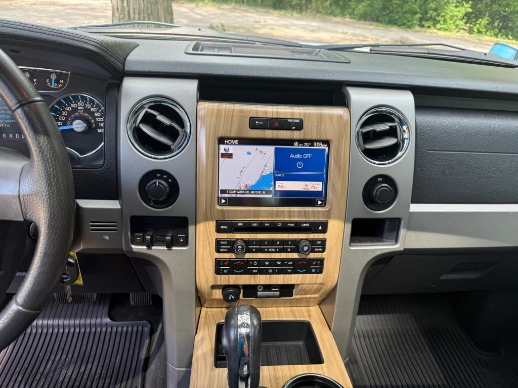 Ford F-150 Lariat SuperCrew 5.5-ft. Bed 4WD 2011