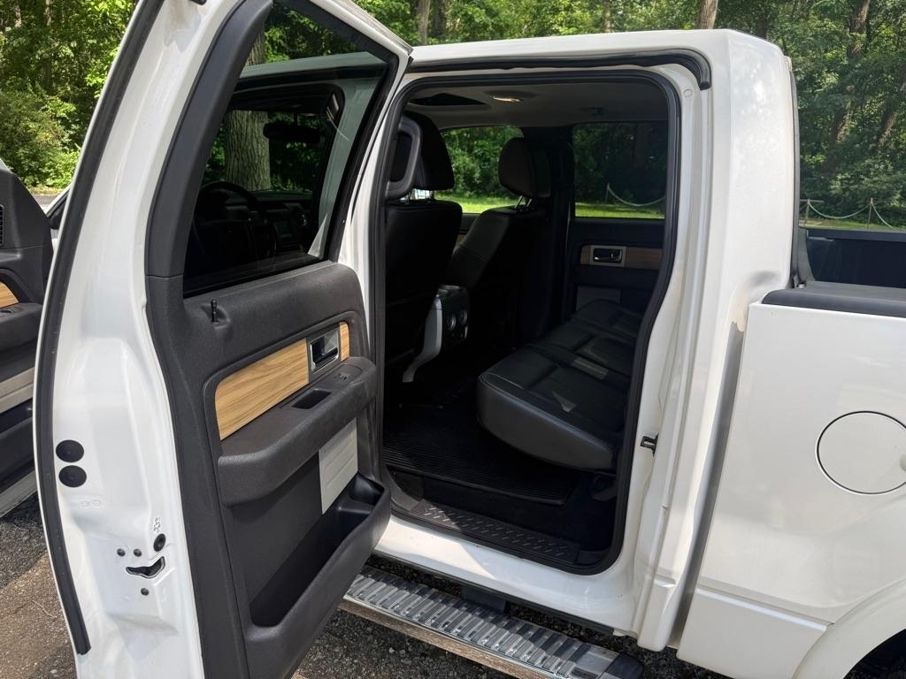 Ford F-150 Lariat SuperCrew 5.5-ft. Bed 4WD 2011