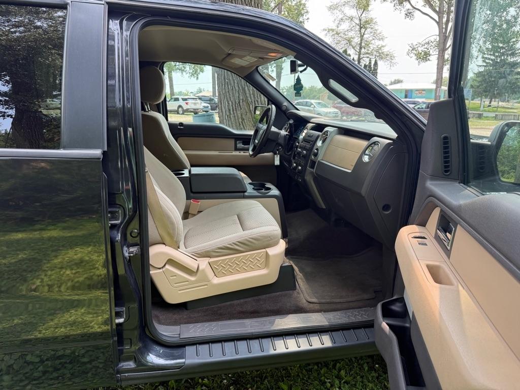 Ford F-150 XLT SuperCrew 5.5-ft. Bed 4WD 2012