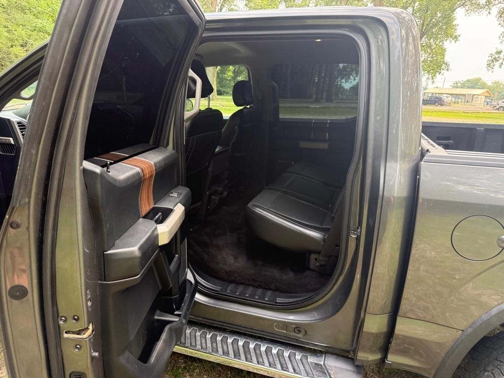 Ford F-150 Lariat SuperCrew 5.5-ft. Bed 4WD 2015