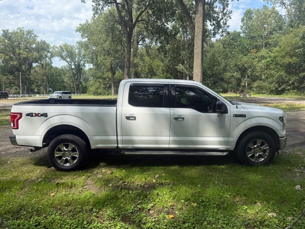 Ford F-150 XL SuperCrew 5.5-ft. Bed 4WD 2016