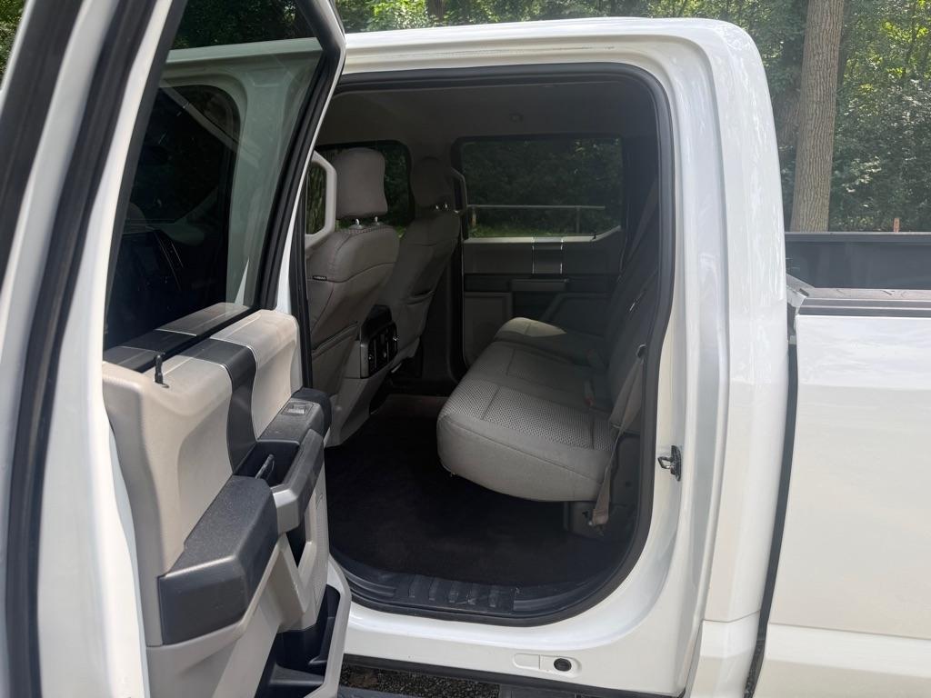 Ford F-150 XL SuperCrew 5.5-ft. Bed 4WD 2016