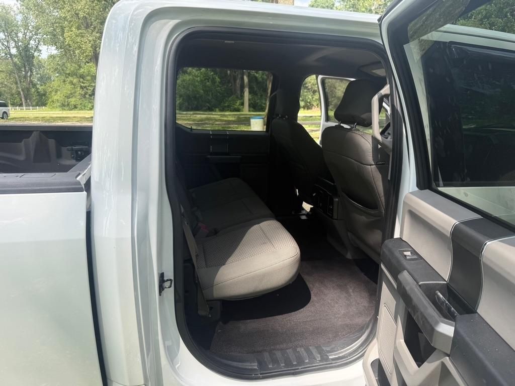 Ford F-150 XL SuperCrew 5.5-ft. Bed 4WD 2016