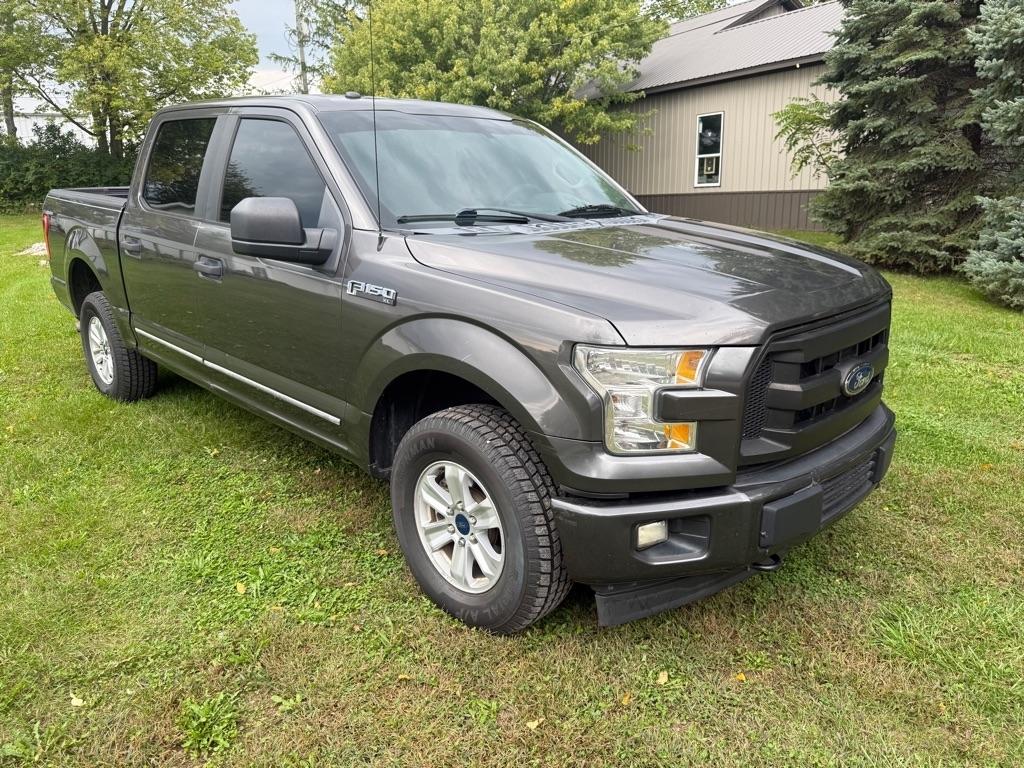Ford F-150 XL SuperCrew 5.5-ft. Bed 4WD 2017