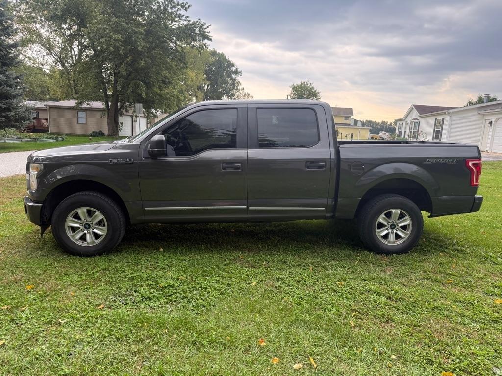 Ford F-150 XL SuperCrew 5.5-ft. Bed 4WD 2017