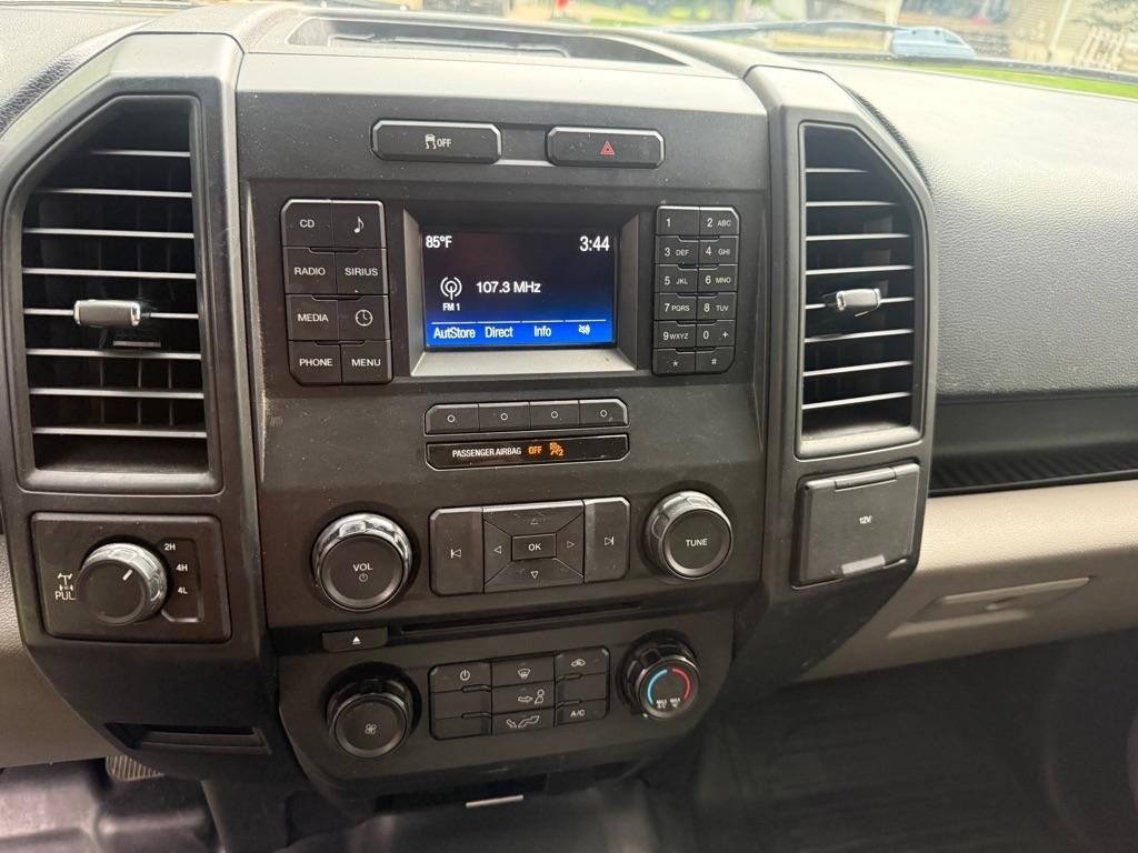 Ford F-150 XL SuperCrew 5.5-ft. Bed 4WD 2017