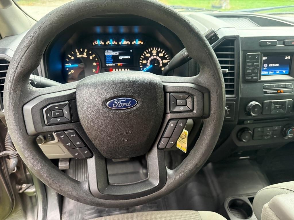 Ford F-150 XL SuperCrew 5.5-ft. Bed 4WD 2017