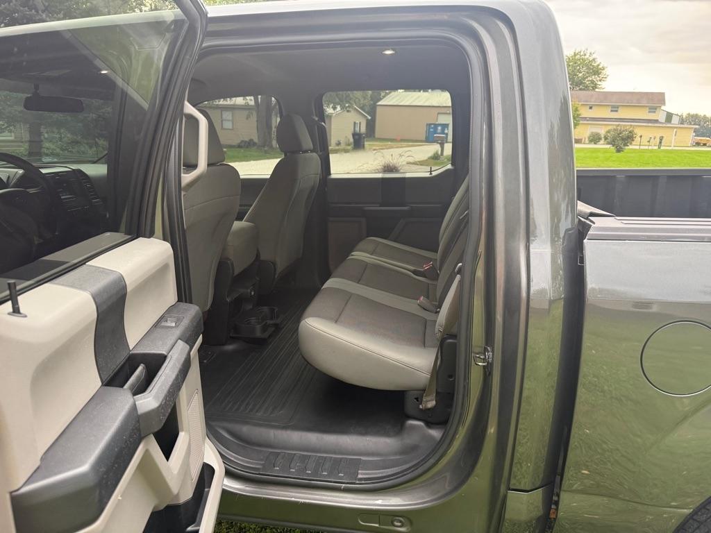 Ford F-150 XL SuperCrew 5.5-ft. Bed 4WD 2017