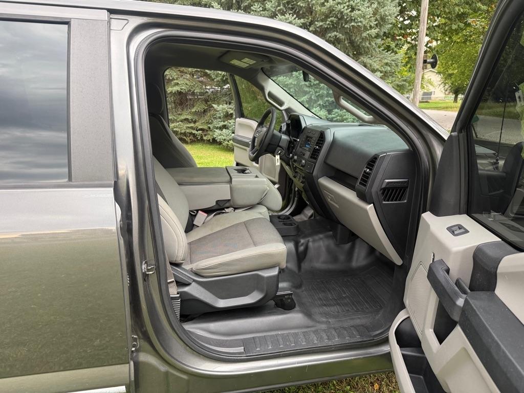 Ford F-150 XL SuperCrew 5.5-ft. Bed 4WD 2017