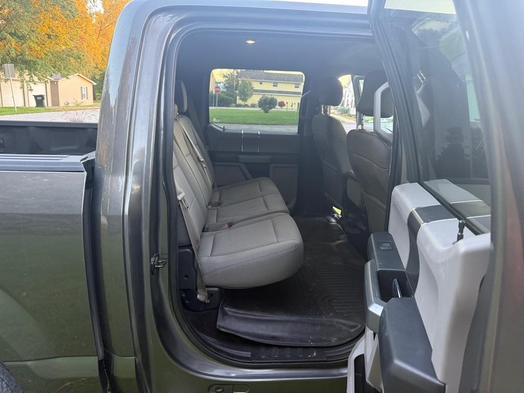 Ford F-150 XL SuperCrew 5.5-ft. Bed 4WD 2015
