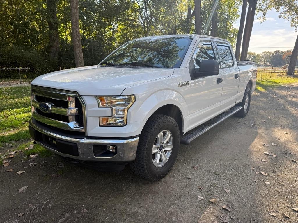 Ford F-150 XL SuperCrew 5.5-ft. Bed 4WD 2015