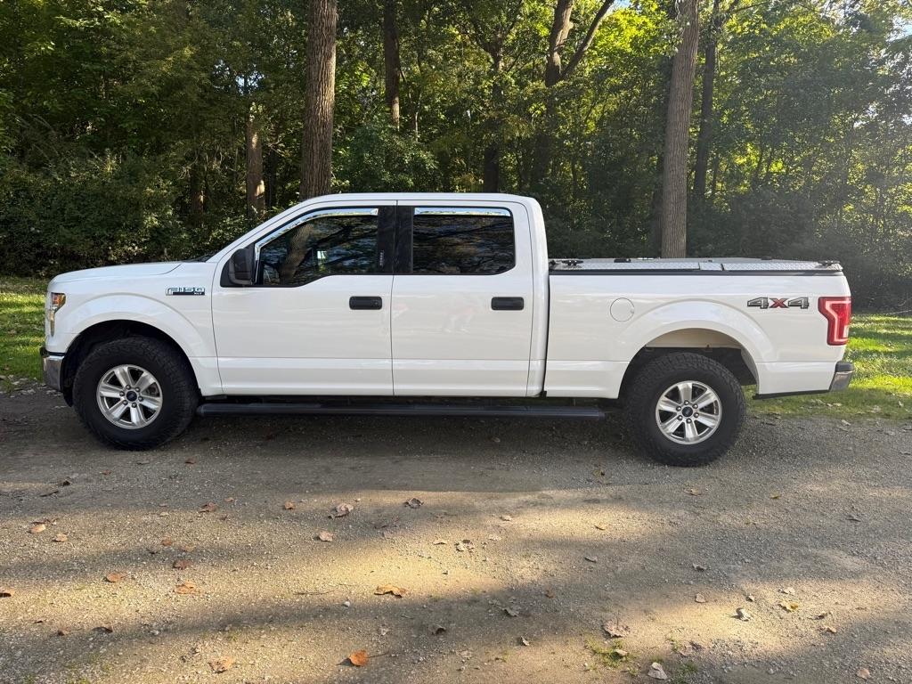 Ford F-150 XL SuperCrew 5.5-ft. Bed 4WD 2015