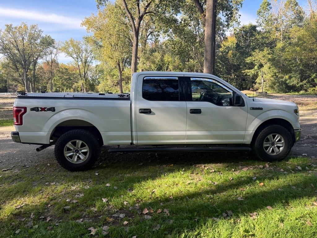 Ford F-150 XL SuperCrew 5.5-ft. Bed 4WD 2015