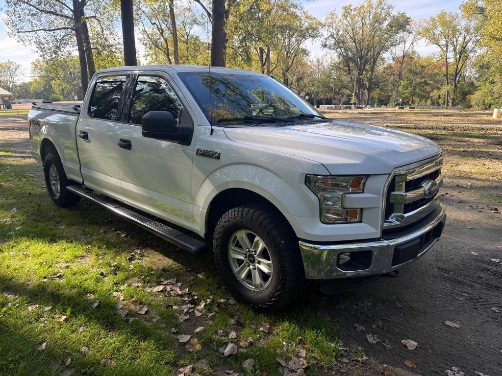 Ford F-150 XL SuperCrew 5.5-ft. Bed 4WD 2015