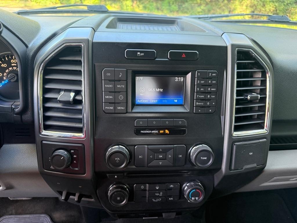 Ford F-150 XL SuperCrew 5.5-ft. Bed 4WD 2015