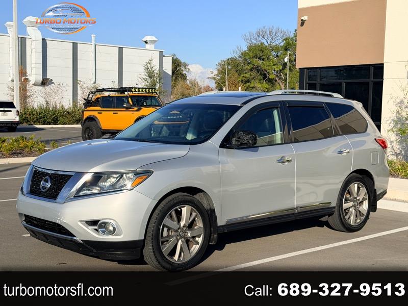 2015 Nissan Pathfinder Platinum's photo