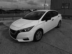 2020 Nissan Versa 