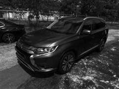 2020 Mitsubishi Outlander 