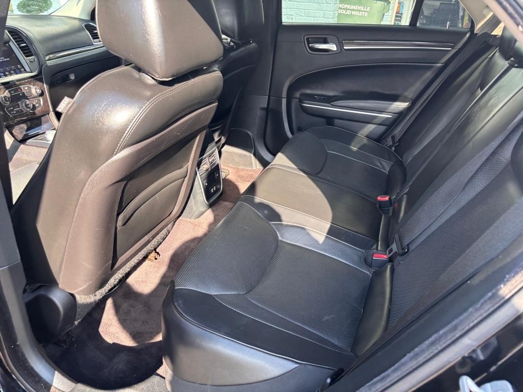 Chrysler 300  2018